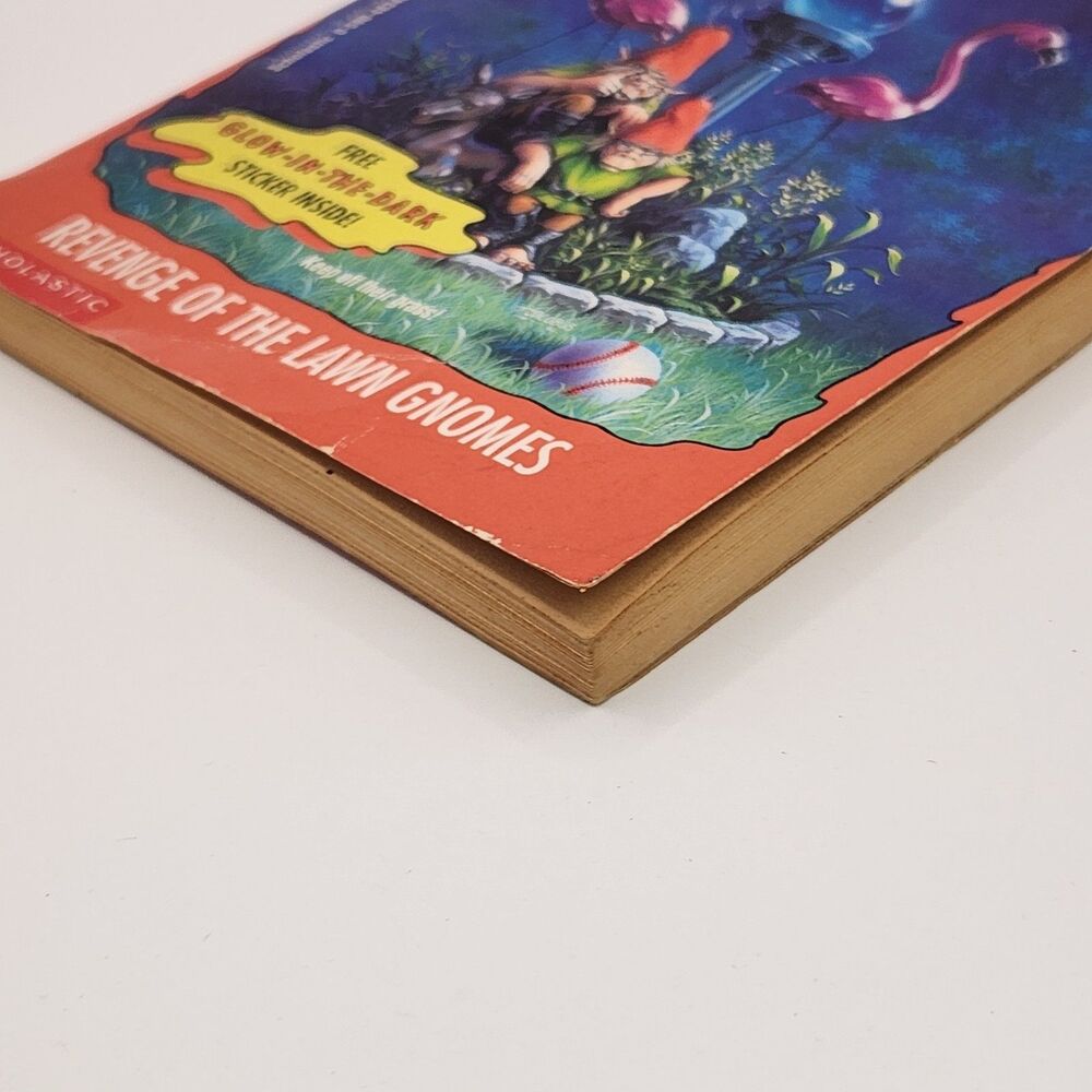 Goosebumps - Revenge of the Lawn Gnomes - #34 Paperback Book 1995 First Print - Picture 3 of 6
